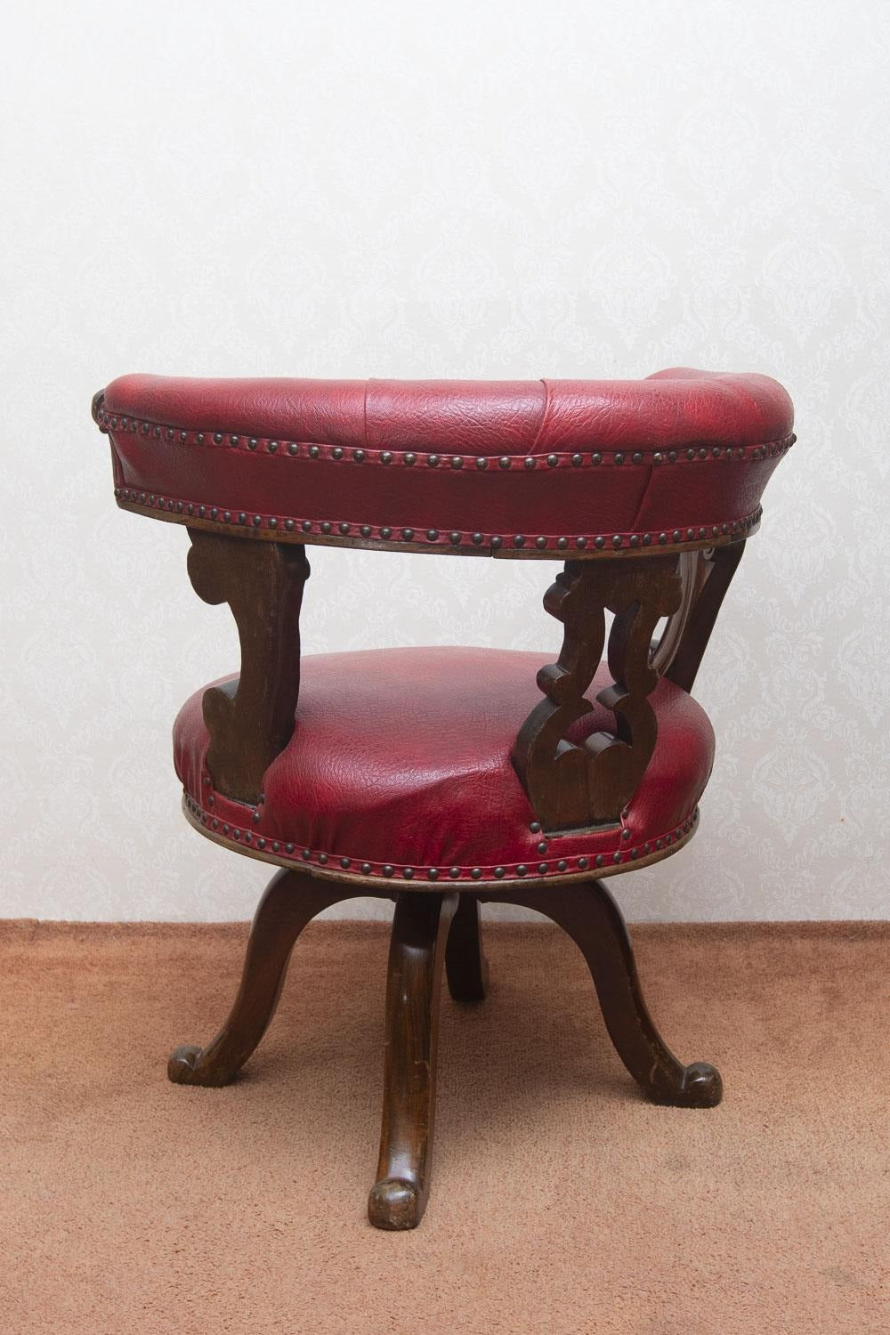Good Example of Victorian Revolving Desk Chair